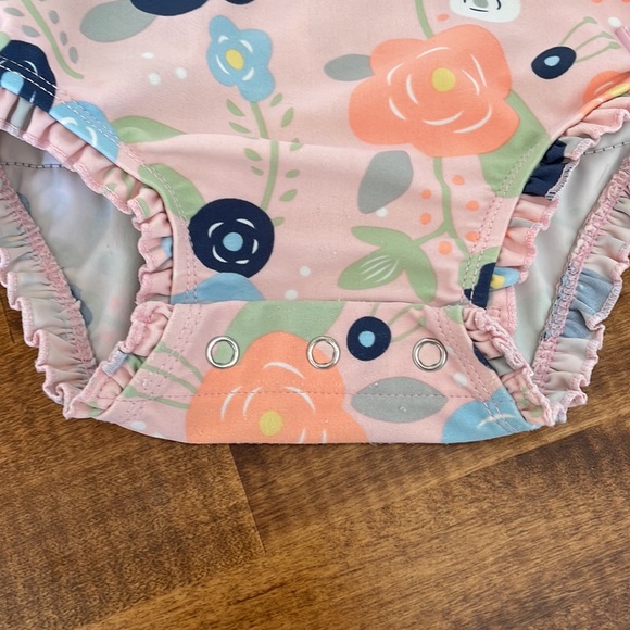 12-18 months Ruffle Butt long sleeve UFP swim suit - Picture 4 of 6